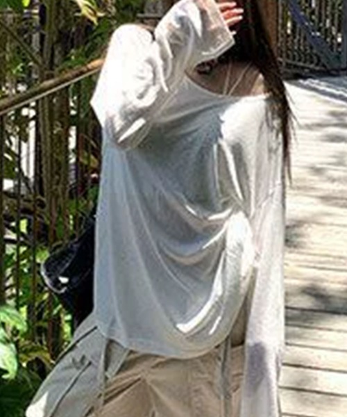 GLAMOROUS JANE(グラマラスジェーン)の「バックオープンルーズトップス(Tシャツ/カットソー・レディース・ホワイト/ブラック・FREE)」の7枚目の写真
