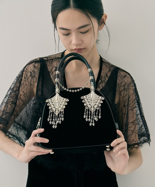 tanakadaisuke(タナカダイスケ)の「【tanakadaisuke/タナカダイスケ】wing bijou hand bag/ウィングビジューハンドバッグ(ハンドバッグ・レディース・ブラック・FREE)」の1枚目の写真