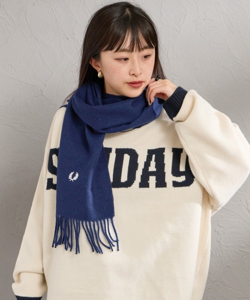 FRED PERRY（フレッドペリー）の「【WEB先行予約】[FRED PERRY/フレッドペリー] ワンポイントロゴ刺繍 ウールマフラー(WEB限定)（マフラー・レディース・ネイビー/ブラック・ONE SIZE）」の22枚目の写真