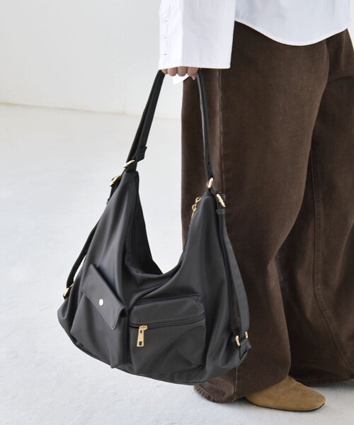 quaranciel(カランシエル)の「〈撥水加工〉3WAY ナイロン リュック / ショルダーバッグ(A4対応)(ショルダーバッグ・レディース・ブラウン/グレー/ブラック・ONE SIZE)」の10枚目の写真