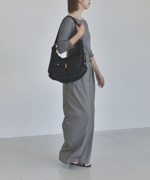 quaranciel(カランシエル)の「〈撥水加工〉3WAY ナイロン リュック / ショルダーバッグ(A4対応)(ショルダーバッグ・レディース・ブラウン/グレー/ブラック・ONE SIZE)」の12枚目の写真
