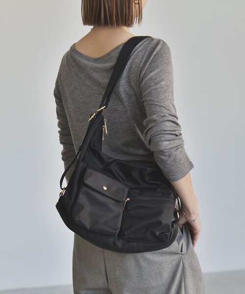 quaranciel(カランシエル)の「〈撥水加工〉3WAY ナイロン リュック / ショルダーバッグ(A4対応)(ショルダーバッグ・レディース・ブラウン/グレー/ブラック・ONE SIZE)」の13枚目の写真