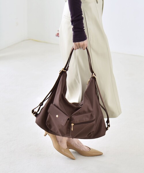 quaranciel(カランシエル)の「〈撥水加工〉3WAY ナイロン リュック / ショルダーバッグ(A4対応)(ショルダーバッグ・レディース・ブラウン/グレー/ブラック・ONE SIZE)」の20枚目の写真