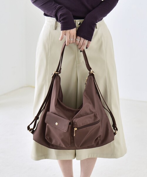 quaranciel(カランシエル)の「〈撥水加工〉3WAY ナイロン リュック / ショルダーバッグ(A4対応)(ショルダーバッグ・レディース・ブラウン/グレー/ブラック・ONE SIZE)」の21枚目の写真