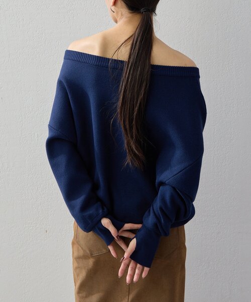UNFORM（アンフォーム）の「【2026AW Debut】【UNFORM】スウェットライクニット（ニット/セーター・レディース・ブラック/レッド/ネイビー・FREE）」の20枚目の写真