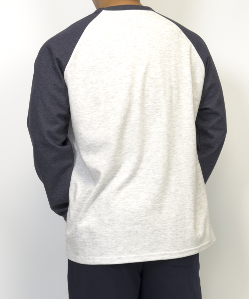 PACIENCIA(パシエンシア)の「ラグランオーバーサイズロングスリーブ インディゴグレー(Tシャツ/カットソー・メンズ・その他・LARGE/XX-LARGE/X-LARGE)」の2枚目の写真