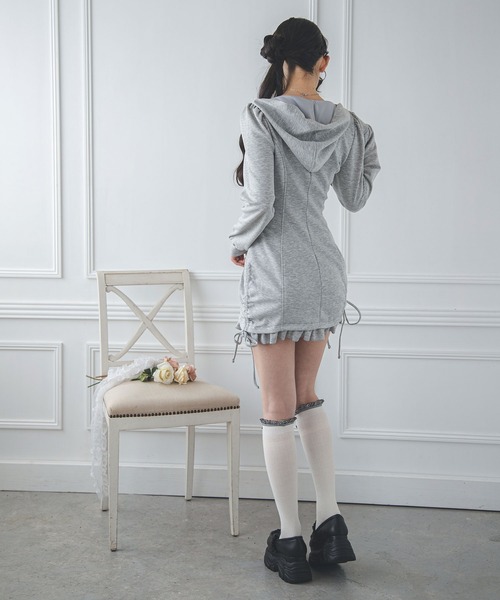 夢展望(ユメテンボウ)の「サイドドロストヨークギャザーミニタイトスウェットワンピース【大きいサイズあり】(ワンピース・レディース・グレー/アイボリー/ブラック・LL~3L/L~LL/M-L)」の14枚目の写真