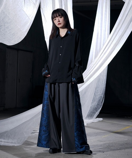 Ellno Loset（エルノロゼット）の「【UVカット＆イージーケア】ローズ刺繍シャツ/26LS（シャツ/ブラウス・メンズ・ブラック/ブルーグリーン/チャコール/オフホワイト・LARGE/MEDIUM/SMALL）」の7枚目の写真