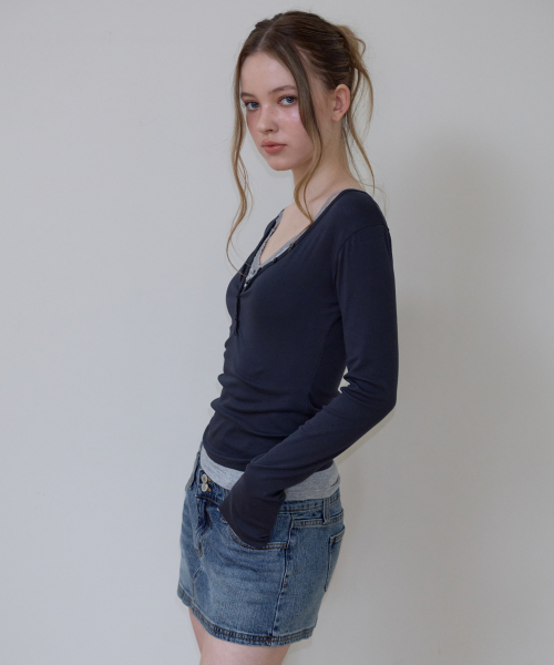 ROSEFRANTZ（ロゼフランツ）の「Basic V-neck Long Sleeve [Charcoal]（Tシャツ/カットソー・レディース・チャコールグレー・SMALL/MEDIUM/X-SMALL）」の8枚目の写真