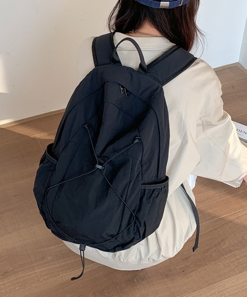 B.R.U(ブル)の「バンジーコードナイロンバックパック(バックパック/リュック・メンズ・ブラウン/ベージュ/ブラック・FREE)」の8枚目の写真