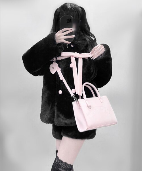 OLIVE des OLIVE(オリーブデオリーブ)の「【インフルエンサー企画】miko ribbon fur coat(その他アウター・レディース・ピンク/ブラック・FREE)」の5枚目の写真