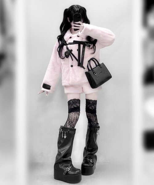 OLIVE des OLIVE(オリーブデオリーブ)の「【インフルエンサー企画】miko ribbon fur coat(その他アウター・レディース・ピンク/ブラック・FREE)」の15枚目の写真