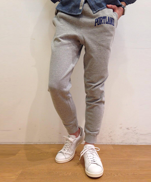 SEVENDAYS=SUNDAY(セブンデイズサンデイ)の「Champion COLLEGE スウェットパンツ(その他パンツ・メンズ・グレー/ネイビー/ホワイト・SMALL/LARGE/MEDIUM)」の2枚目の写真