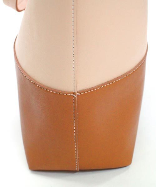 sankyo shokai（サンキョウショウカイ）の「バイカラー フェイクレザー トートバッグ（トートバッグ・レディース・その他3/その他5/その他1/その他2/その他4/キャメル/ブラック×レッド/ピンク×イエロー/ピンクベージュ/コーラルピンク・FREE）」の19枚目の写真