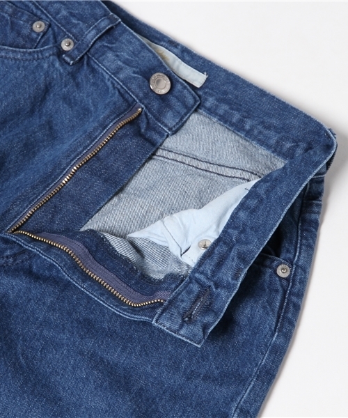 Khaju（カージュ）の「Khaju:5ポケットフライドヘムデニム（デニムパンツ・レディース・ブラック/ブルー・26/27）」の10枚目の写真