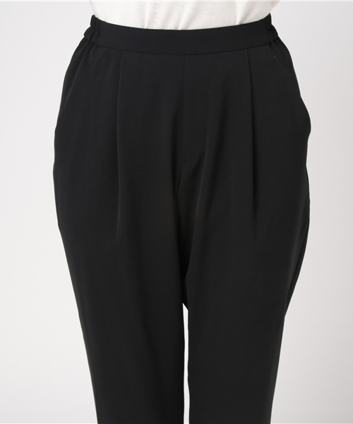 STUDIOUS（ステュディオス）の「【STUDIOUS】ドライタッチアンクルテーパードパンツ（その他パンツ・レディース・グレー/ブラック・0/1）」の6枚目の写真