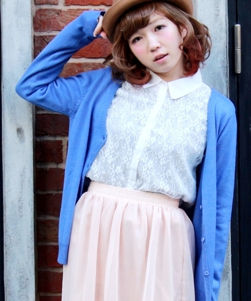 WEGO（ウィゴー）の「綿タッチアクリルVネックLSカーディガン（カーディガン/ボレロ・レディース・グリーン/グリーン系その他/ブルー/ネイビー/イエロー/ピンク/レッド・FREE）」の5枚目の写真