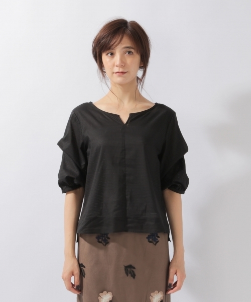 laboratory work（ラボラトリーワーク）の「シアーアレンジ５分袖ブラウス（シャツ/ブラウス・レディース・ホワイト/ブラック/ライトイエロー・MEDIUM）」の8枚目の写真