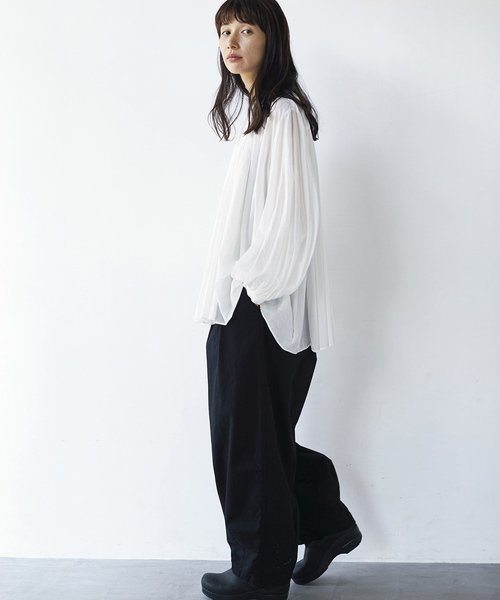 FELISSIMO - サニークラウズ feat. Shuttle Notes 渾身のギャザートップス Sunny clouds（サニークラウズ）の「サニークラウズ feat