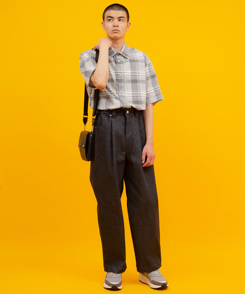 UNITED TOKYO（ユナイテッドトウキョウ）の「リジットワンタックデニムワイドパンツ（デニムパンツ・メンズ・ネイビー・1/2/3）」の7枚目の写真