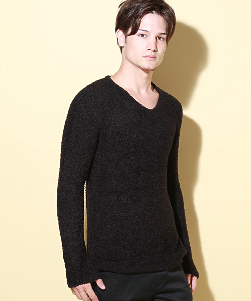 SHIPS JET BLUE(シップスジェットブルー)の「JB: モール/Vネックニット■(ニット/セーター・メンズ・ブラック/チャコールグレー/ネイビー/ワイン/グリーン・SMALL/MEDIUM/LARGE)」の1枚目の写真