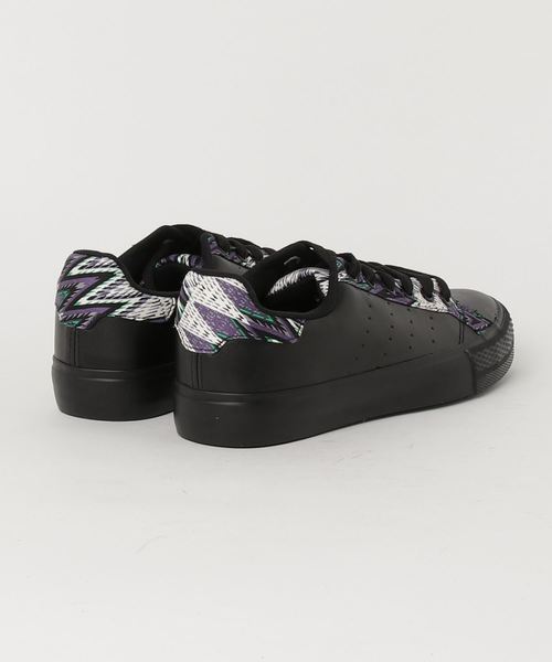 チャイハネ（チャイハネ）の「【チャイハネ】織り柄プリントスニーカー レディースサイズ（スニーカー・レディース・ホワイト/ブラック・M/L）」の4枚目の写真