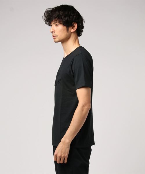 STYLEBLOCK（スタイルブロック）の「凸エンボスロゴ半袖Tシャツ（Tシャツ/カットソー・メンズ・ホワイト/ブラック・LL/M/L）」の3枚目の写真