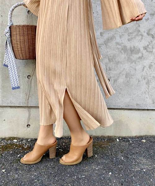 CIEL'AIR（シエルエアー）の「【CIEL'AIR/シエルエアー】ウエストリボンプリーツロングスカート（セットアップアイテム）（スカート・レディース・グレー/ベージュ・FREE）」の2枚目の写真