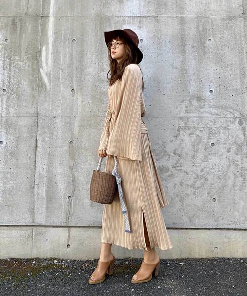 CIEL'AIR（シエルエアー）の「【CIEL'AIR/シエルエアー】ウエストリボンプリーツロングスカート（セットアップアイテム）（スカート・レディース・グレー/ベージュ・FREE）」の11枚目の写真