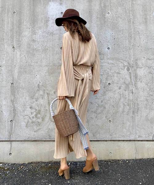 CIEL'AIR（シエルエアー）の「【CIEL'AIR/シエルエアー】ウエストリボンプリーツロングスカート（セットアップアイテム）（スカート・レディース・グレー/ベージュ・FREE）」の12枚目の写真