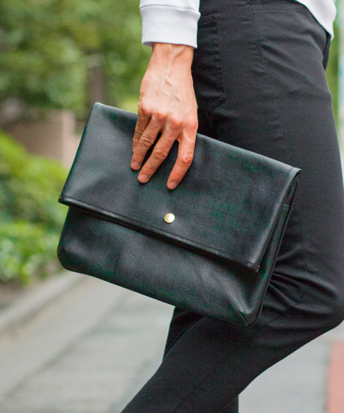 BEAUTY&YOUTH UNITED ARROWS（ビューティーアンドユースユナイテッドアローズ）の「BY コーティング クラッチショルダーバッグ ¨ ∴ §§◆（ショルダーバッグ・メンズ・ダークグリーン/ネイビー/グレー/ブラック/コバルトブルー/その他1・フリー）」の12枚目の写真