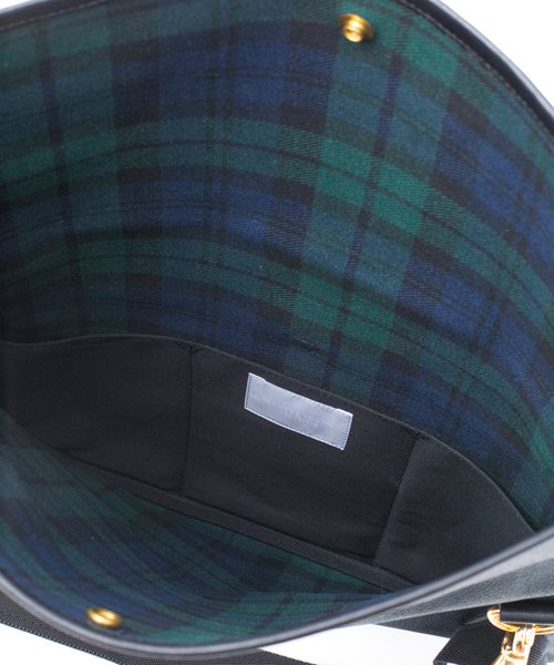 BEAUTY&YOUTH UNITED ARROWS（ビューティーアンドユースユナイテッドアローズ）の「BY コーティング クラッチショルダーバッグ ¨ ∴ §§◆（ショルダーバッグ・メンズ・ダークグリーン/ネイビー/グレー/ブラック/コバルトブルー/その他1・フリー）」の10枚目の写真