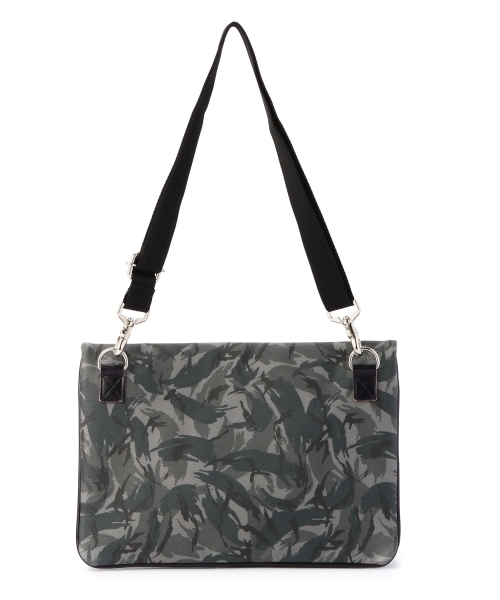 BEAUTY&YOUTH UNITED ARROWS（ビューティーアンドユースユナイテッドアローズ）の「BY コーティング クラッチショルダーバッグ ¨ ∴ §§◆（ショルダーバッグ・メンズ・ダークグリーン/ネイビー/グレー/ブラック/コバルトブルー/その他1・フリー）」の15枚目の写真