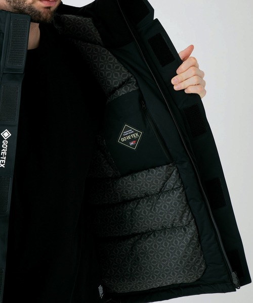 ホワイトマウンテニアリング WM1973233 ブラック GORE-TEX ダウン