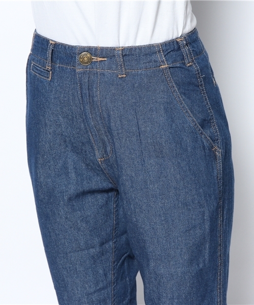 mystic（ミスティック）の「デニムテーパードパンツ（デニムパンツ・レディース・ライトブルー/ホワイト/ブルー・1/2）」の13枚目の写真