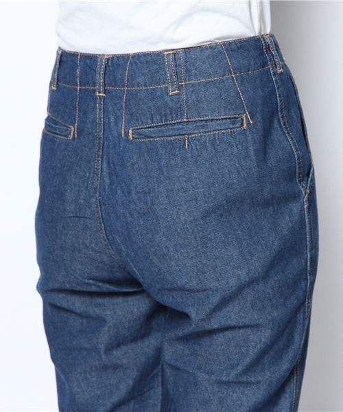 mystic（ミスティック）の「デニムテーパードパンツ（デニムパンツ・レディース・ライトブルー/ホワイト/ブルー・1/2）」の4枚目の写真