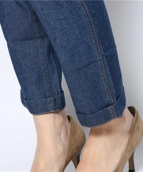 mystic（ミスティック）の「デニムテーパードパンツ（デニムパンツ・レディース・ライトブルー/ホワイト/ブルー・1/2）」の6枚目の写真