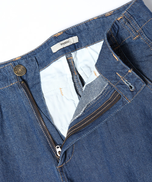 mystic（ミスティック）の「デニムテーパードパンツ（デニムパンツ・レディース・ライトブルー/ホワイト/ブルー・1/2）」の7枚目の写真