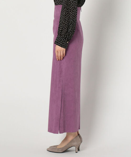 NOLLEY’S（ノーリーズ）の「人工皮革タイトロングスリットスカート（スカート・レディース・ダークブラウン/ライトパープル・38/36）」の4枚目の写真