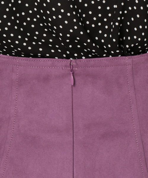 NOLLEY’S（ノーリーズ）の「人工皮革タイトロングスリットスカート（スカート・レディース・ダークブラウン/ライトパープル・38/36）」の9枚目の写真
