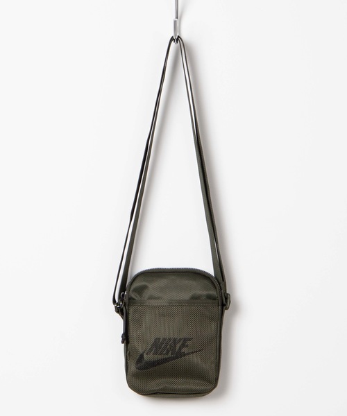 NIKE(ナイキ)の「WEGO/NIKE ヘリテージスモールアイテム(ショルダーバッグ・メンズ・カーキ/ブラック・FREE)」の7枚目の写真