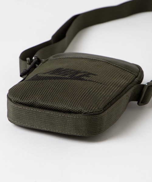 NIKE(ナイキ)の「WEGO/NIKE ヘリテージスモールアイテム(ショルダーバッグ・メンズ・カーキ/ブラック・FREE)」の3枚目の写真