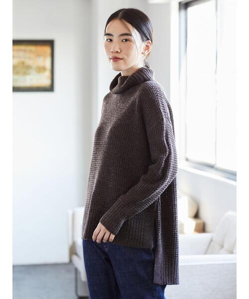AMERICAN HOLIC(アメリカンホリック)の「ワッフルタートル裾スリットニットチュニック *(ニット/セーター・レディース・ブラウン/ベージュ系その他2/グリーン/ネイビー/パープル・M/L)」の6枚目の写真