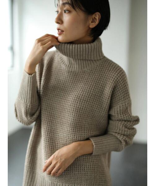 AMERICAN HOLIC(アメリカンホリック)の「ワッフルタートル裾スリットニットチュニック *(ニット/セーター・レディース・ブラウン/ベージュ系その他2/グリーン/ネイビー/パープル・M/L)」の10枚目の写真