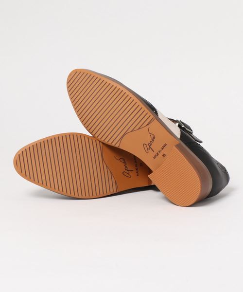 apres(アプレ)の「〈apres(アプレ)〉Tストラップシューズ(パンプス・レディース・ブラック/ブラック×ホワイト/ベージュ・22.5cm/23.0cm/23.5cm/24.0cm/24.5cm)」の5枚目の写真