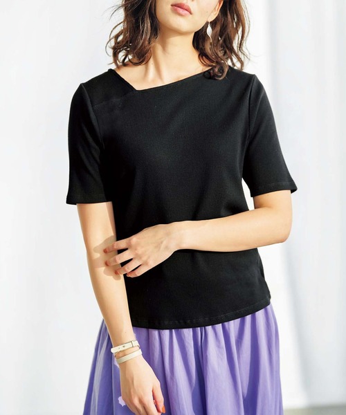 GeeRA（ジーラ）の「リブアシメネックＴシャツ（Tシャツ/カットソー・レディース・ベージュ/レッド/ブラウン/ブラック/オフホワイト・LARGE/XX-LARGE/MEDIUM/X-LARGE/SMALL）」の7枚目の写真