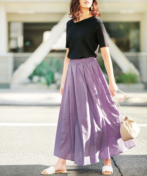 GeeRA（ジーラ）の「リブアシメネックＴシャツ（Tシャツ/カットソー・レディース・ベージュ/レッド/ブラウン/ブラック/オフホワイト・LARGE/XX-LARGE/MEDIUM/X-LARGE/SMALL）」の8枚目の写真