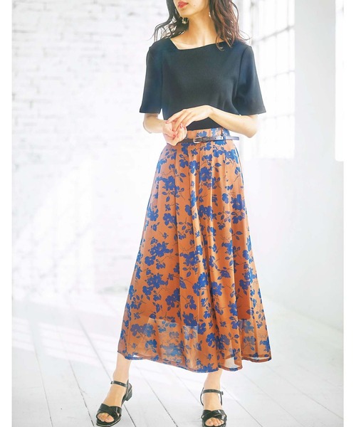 GeeRA（ジーラ）の「リブアシメネックＴシャツ（Tシャツ/カットソー・レディース・ベージュ/レッド/ブラウン/ブラック/オフホワイト・LARGE/XX-LARGE/MEDIUM/X-LARGE/SMALL）」の9枚目の写真