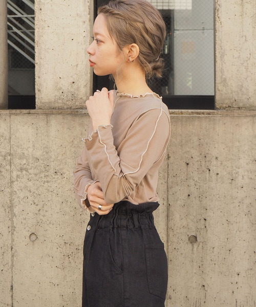 tiptop（ティップトップ）の「メロウ切り替えボートネックロンT（Tシャツ/カットソー・レディース・オフホワイト/ブラック/ベージュ・FREE）」の7枚目の写真