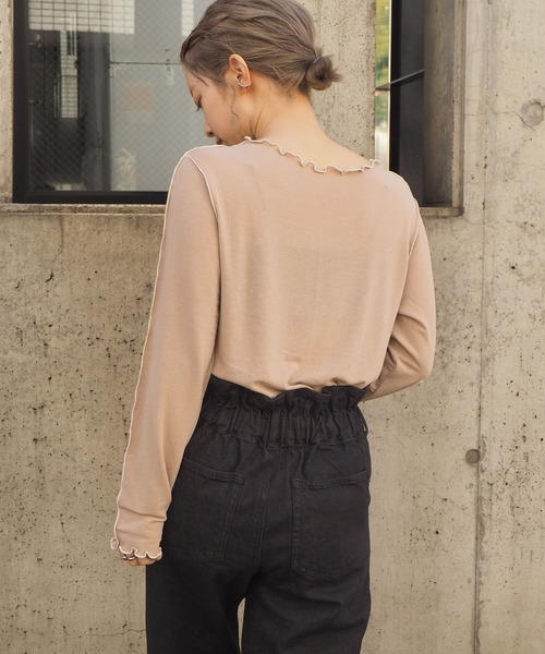 tiptop（ティップトップ）の「メロウ切り替えボートネックロンT（Tシャツ/カットソー・レディース・オフホワイト/ブラック/ベージュ・FREE）」の9枚目の写真